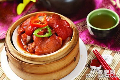 花生燉豬腳
